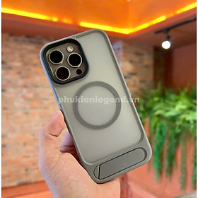Ốp lưng cho iPhone 16 Pro hiệu Likgus VALOR hỗ trợ sạc từ , lưng nhám viền màu có giá đỡ kim loại , chống sốc chống va dập thời trang cao cấp - Hàng chính hãng