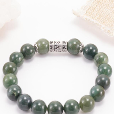 Vòng Đá Chalcedony Phối Charm Lục Tự Lục Giác (10mm) 
