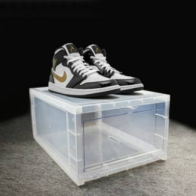 Combo 8  hộp đựng giày Sneaker Box + tặng chai,xịt  vệ sinh sneaker đa năng kèm bàn chải