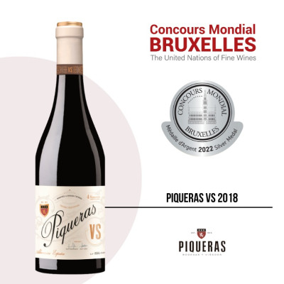 Rượu vang Organic Piqueras VS Monastrell & Garnacha Tintorera (Spain) kèm túi hộp,đồ khui