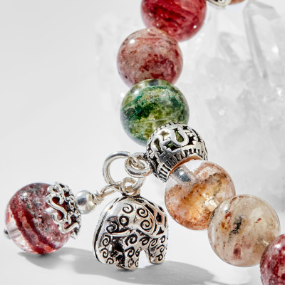 Vòng tay thạch anh ưu linh đa sắc charm voi bạc Ngọc Quý Gemstones
