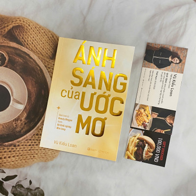 Sách - Ánh sáng của ước mơ