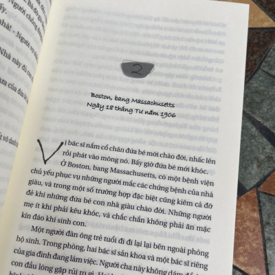 [Cuốn sách bán chạy số 1 toàn cầu] HAI SỐ PHẬN (Tái bản 2023) – Jeffrey Archer – Nguyễn Việt Hải dịch – Huy Hoàng Bookstore – NXB Văn học (Bìa cứng)