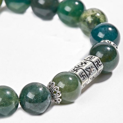 Vòng Đá Chalcedony Phối Charm Lục Tự Lục Giác (10mm) 
