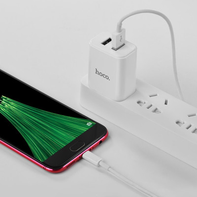 Bộ sạc 2 cổng USB Hoco C62 Micro + Tặng Đầu Bảo Vệ Đầu Cáp - Chính Hãng 