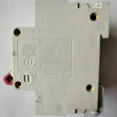 CB, Aptomat DC 1000V 125A cho hệ Bình acquy, Litium chuyên dụng cho điện mặt trời