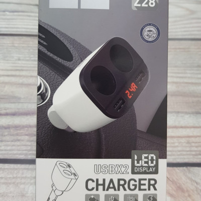 Tẩu sạc nhanh ô tô Hoco z28 4 cổng sạc 2.4A - củ sạc xe hơi có led hiển thị cao cấp - hàng chính hãng