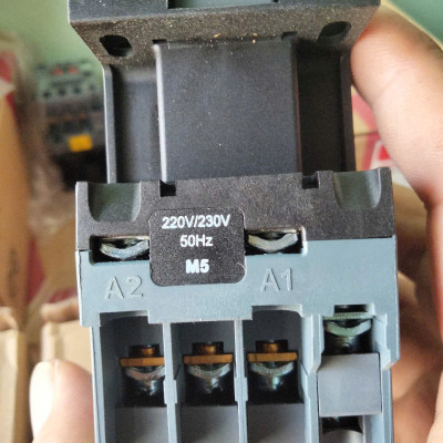 Khởi động từ, Contactor CNC, Delixi 2 pha cuộn hút 220V 12A,18A,25A,32A,40A