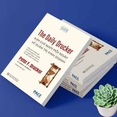 Sách - The Daily Drucker - Kim Chỉ Nam Mỗi Ngày Về Quản Trị Kinh Doanh - The Daily Drucker