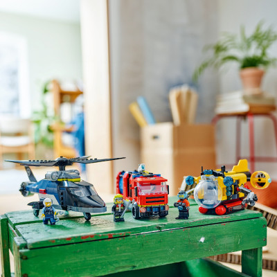 LEGO CITY 60462 Đồ Chơi Lắp Ráp Máy Bay Trực Thăng, Xe Cứu Hỏa (874 chi tiết)