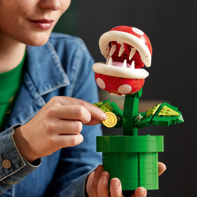 LEGO SUPER MARIO 71426  Đồ Chơi Lắp Ráp Mô Hình Cây Khổng Lồ Piranha (540 chi tiết)