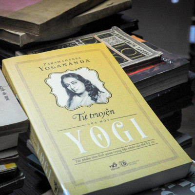 Sách - Tự truyện của một Yogi (Nhã Nam HCM)