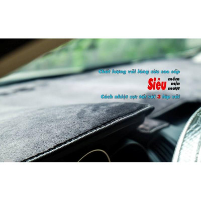 Thảm taplo chống nóng xe Mazda 3 2016-2023 chất liệu nhung, da cao cấp có chống trượt phía sau