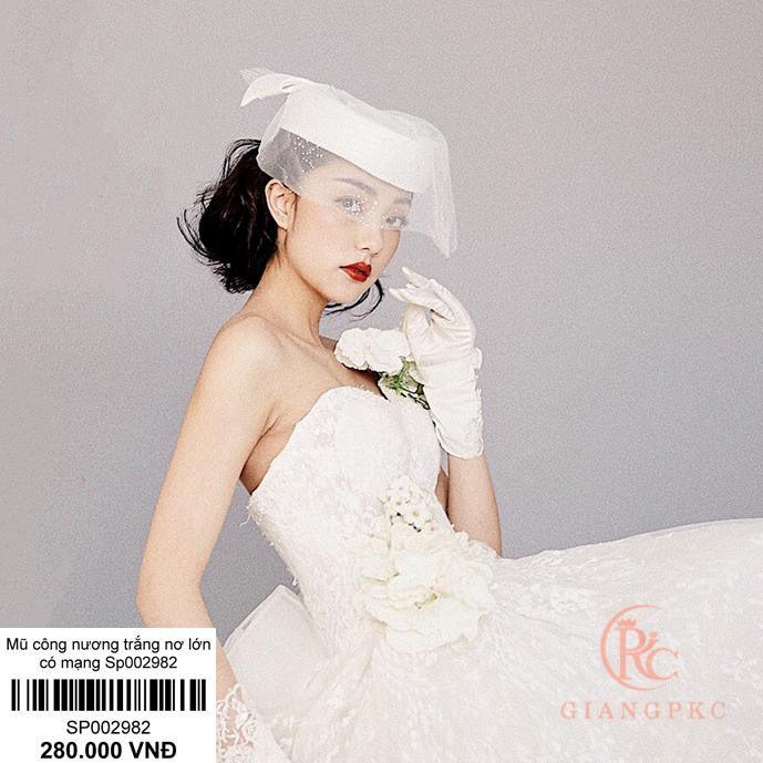 Mũ chụp hình phong cách Hoàng Gia Giangpkc
