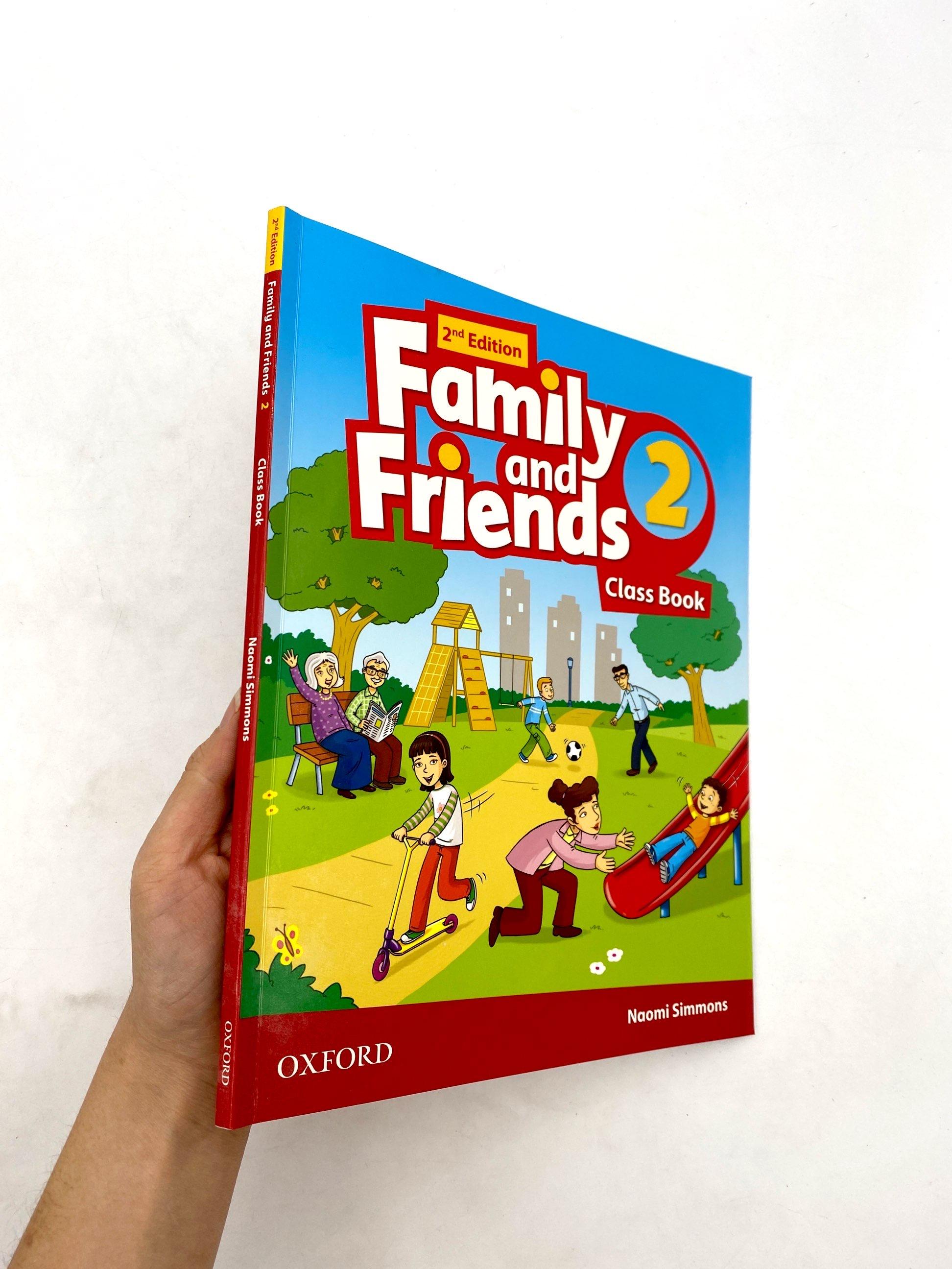 Family and Friends: Level 2: Class Book, Second Edition
