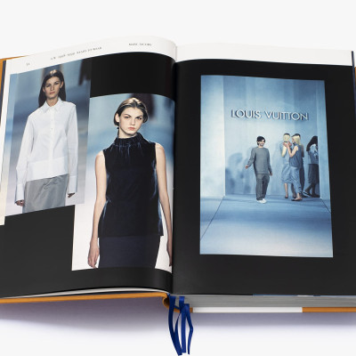 Artbook - Sách Tiếng Anh - Louis Vuitton Catwalk