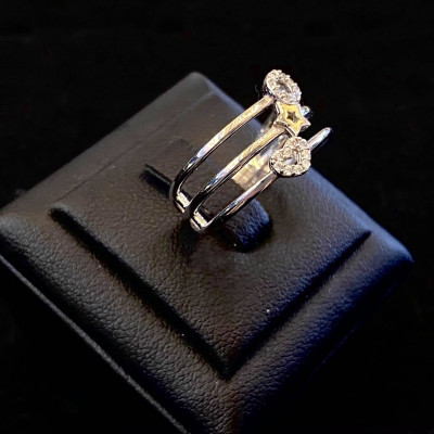 nhẫn vàng 18k mặt sao trái tim tròn