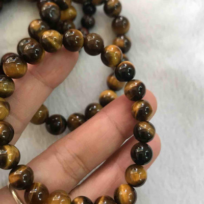 CHIẾC VÒNG TAY MAY MẮN  NỮ MỆNH THỔ KIM 8MM ĐÁ MẮT HỔ VÀNG NÂU ĐẬM