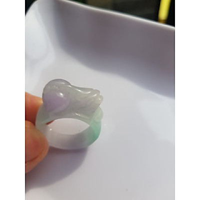 Chiếc Nhẫn Tỳ Hưu Hút Tài Ni 20mm  Đá Cẩm Thạch Tự Nhiên Màu Tím Nhẹ Trắng Xanh Ngọc Bóng Đẹp  Size Nhẫn đk 20mm x bản 11mm ạ