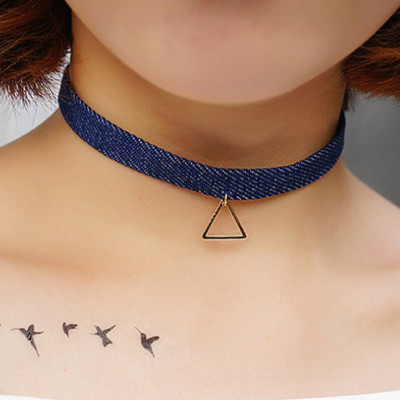 Vòng Cổ Choker Tattoo V80 Vải Bò Xanh Đính Tam Giác