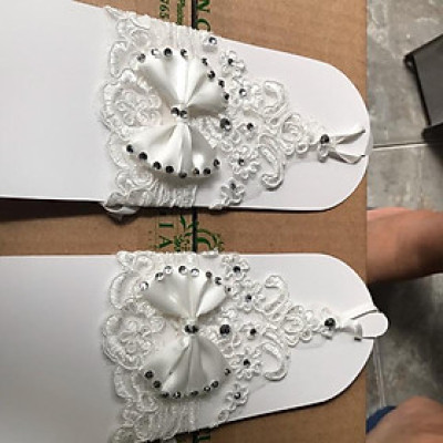 Găng tay cô dâu hở ngón đính nơ hạt