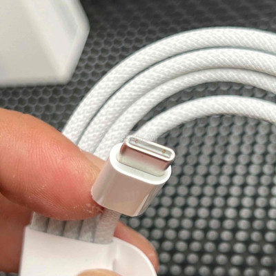 Cáp sạc 2 đầu Type C cho iPhone 15 C18A bọc dù cao cấp, sạc nhanh, độ dài 1 mét ( hàng chính hãng)
