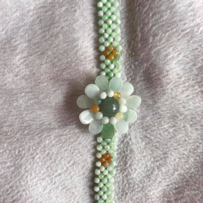 VÒNG LẮC TAY ĐÁ CẨM THẠCH TỰ NHIÊN MẶT BÔNG HOA TO 4CM ĐẸP MÀU TRẮNG XANH RẤT DUYÊN