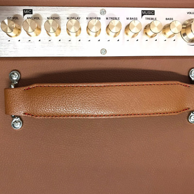 Dàn âm thanh di động KCBox KC-279 - Loa kéo, loa xách tay di động 3 đường tiếng - Hệ thống 2 Loa full 8 inch và 1 treble, 1 mid - Công suất đến 350W - Kết nối bluetooth 5.0, AUX, USB - Kèm 2 micro không dây UHF - Thiết kế cực sang trọng - Hàng nhập khẩu