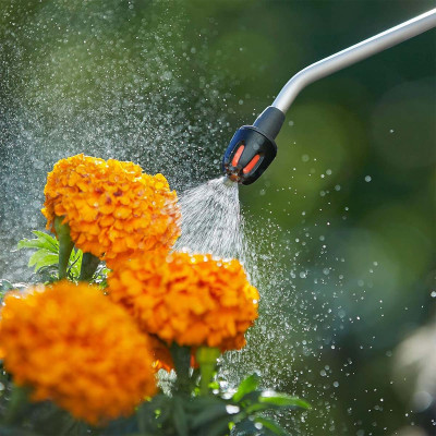 Bình tưới cây áp suất 5L Gardena 11130-20