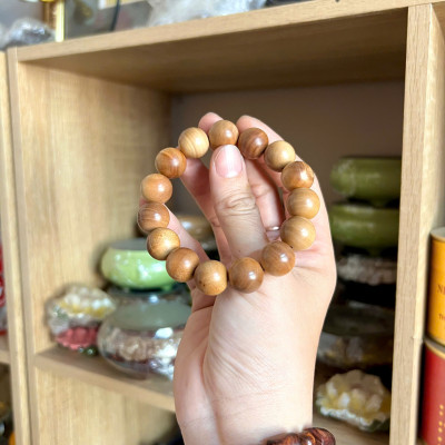 Vòng gỗ Đàn Hương cao cấp size 14ly thơm ngọt như nước hoa phong thuỷ sức khoẻ may mắn tài lộc