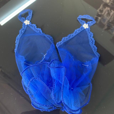 Gắng tay cô dâu xỏ ngón lưới mỏng phụ kiện cưới Giang