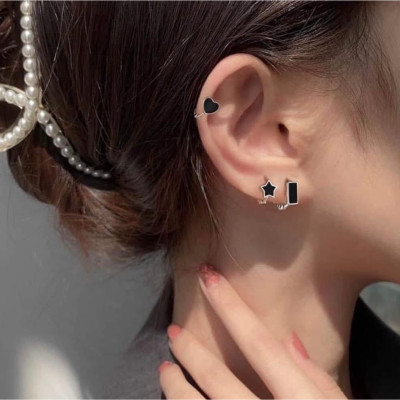 Khuyên Tai Bạc Ta Tròn Chốt Bấm Cá Tính Bạc Hiểu Minh HT385 