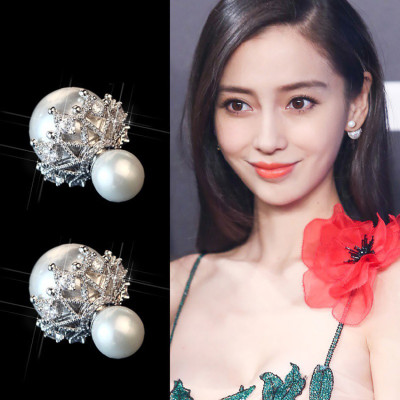 Bông tai hạt châu viền đá đeo được nhiều kiểu