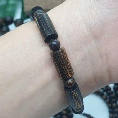 Vòng Tay Trầm Hương Trụ Trúc Sánh Chìm Tự Nhiên (Nam)