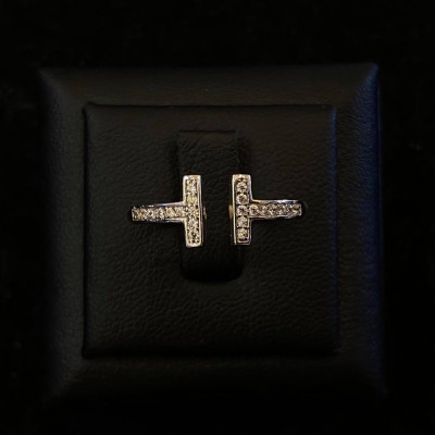 nhẫn vàng 18k hình hermes đính đá
