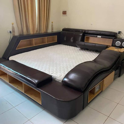 Giường ngủ massage Tundo thông minh tích hợp nhiều hộc chứa, thành loa, két sắt, tiện dụng 