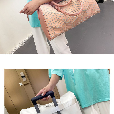 Túi xách du lịch thể thao nam nữ công suất lớn phong cách mới BEE GEE T1021