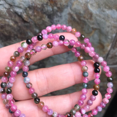VÒNG TAY PHONG THỦY  ĐÁ TOURMALINE TỰ NHIÊN XINH QUẤN TAY 3 VÒNG ĐỦ MÀU ĐẸP 3ly9 NỮ TẤT CẢ CÁC MỆNH ĐEO