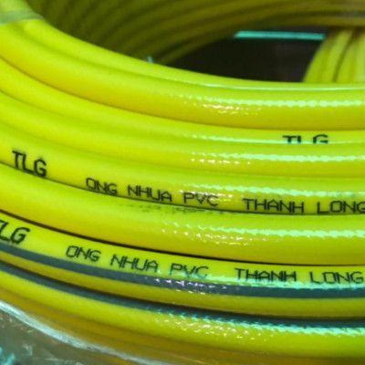 Bộ dây vòi xịt nước rửa xe, tưới cây . tăng áp 3 lần, loại 3m, 5m 206701Rđầu đồng, cút+ tặng túi đựng bút