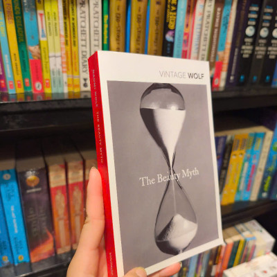 Sách - The Beauty Myth by Naomi Wolf - Sách tiếng anh, bìa mềm