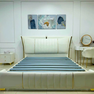 Giường nhập khẩu Tundo 1m8 x 2m Tặng kèm Tủ đầu giường cùng màu