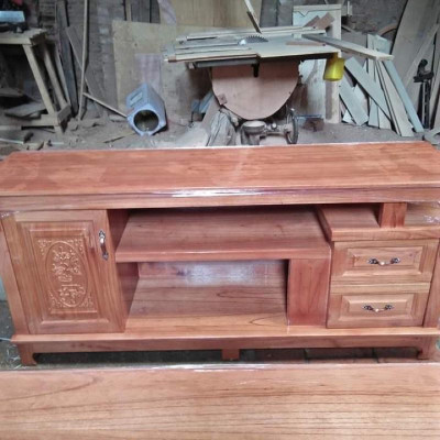 Kệ tivi xoan ta 1m2