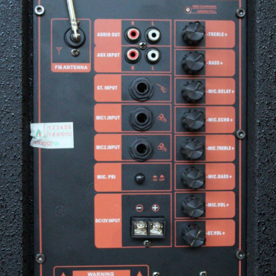 Loa Kéo Di Động Karaoke Bass 40 BMD LK-40B80 (800W) 4 Tấc - Chính Hãng