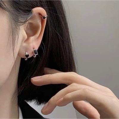 Khuyên Tai Bạc Ta Tròn Chốt Bấm Cá Tính Bạc Hiểu Minh HT385 