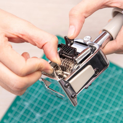  Dấu nhảy kim loại 6 số Deli, Bạc -1 chiếc - E7506