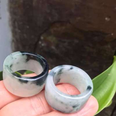NHẪN CẨM THẠCH TỰ NHIÊN  MÀU TRẮNG XANH BẢN CAO NI 20 