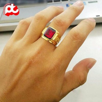 Nhẫn nam titan cao cấp kiểu chạm rồng 2 bên trangsucpt đá đỏ nhẫn màu mạ vàng thép không gỉ PTNNA255