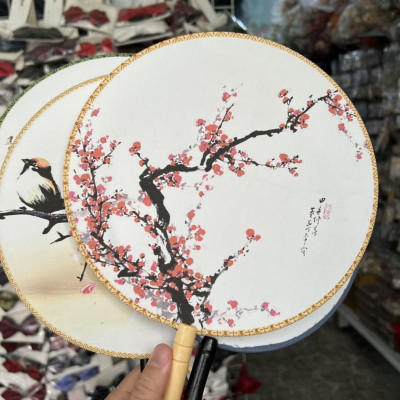 Quạt vải tròn in hình chụp ảnh cổ trang có tua rua Giangpkc