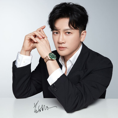 Đồng hồ nam chính hãng IW CARNIVAL IW586G-2 Kính sapphire ,chống xước ,Chống nước 50m ,Bảo hành 24 tháng,Máy cơ (Automatic),dây kim loại thép không gỉ 316L, mặt xanh thiết kế đơn giản dễ đeo