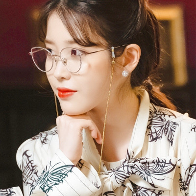 Dây đeo gọng kính thời trang sang chảnh